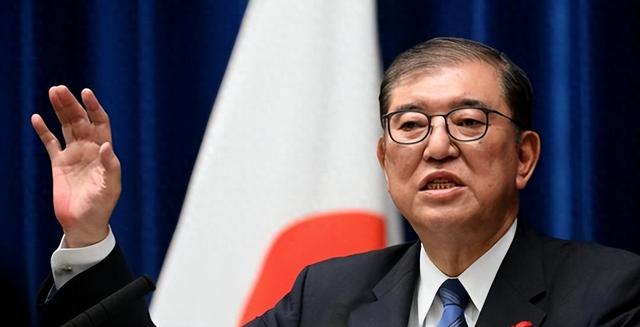 事态严重了，日本连开3枪，蔡英文已离岛，解放军通牒发往东京