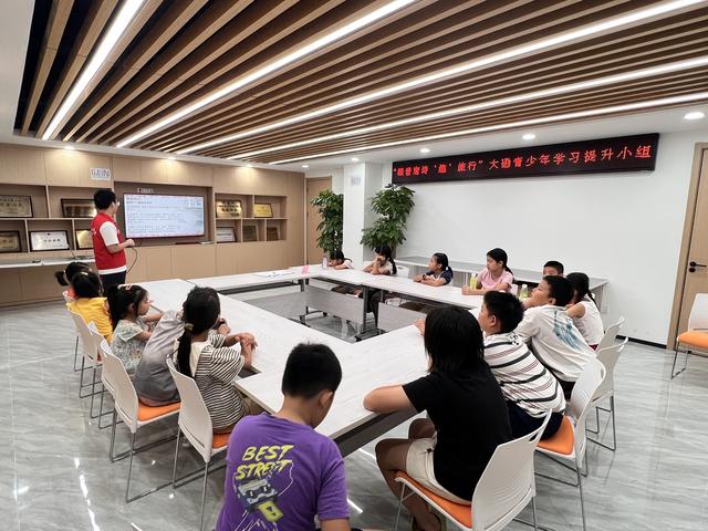 唐诗“趣”旅行，大磡少年穿越千年品盛唐