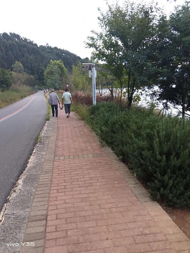 逃离蓝宝石房间攻略（昆明周边游宜良阳宗海3种玩法实测）