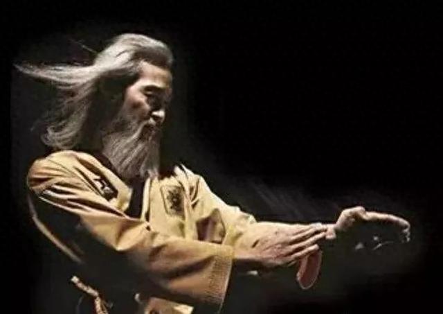 跆拳道上中下格挡教学要点（跆拳道各个级别所学）