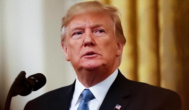 日菲一拍即合	，南海变成1：3！马科斯没想到，中方打废2艘菲船