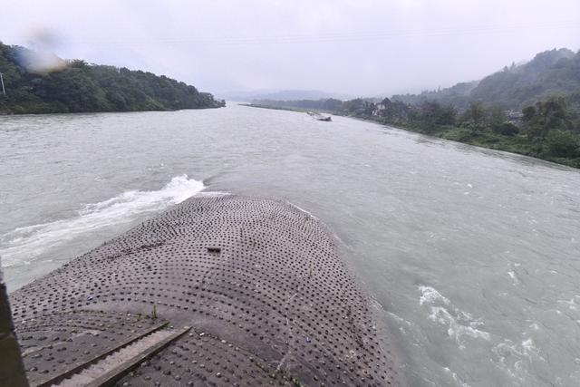 伟大工程都江堰