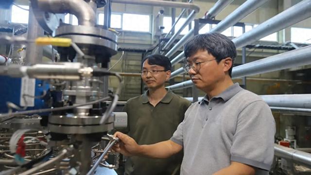 韩国团队突破？首个大规模液态空气储能系统，日产量达10吨