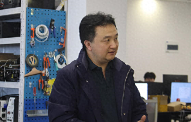 突然爆火！浙大博士在杭州花40万元买车库，一批年轻人跑来上班，没工资却天天加班到凌晨……