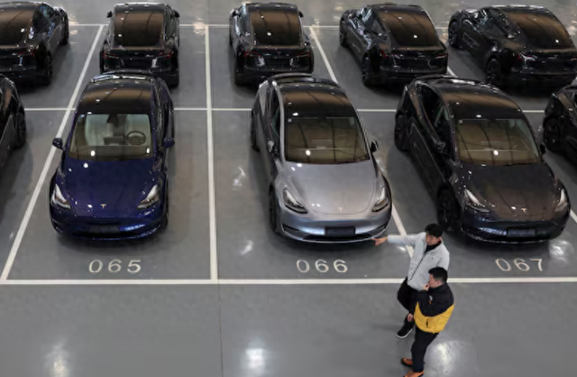 马斯克预计特斯拉完全自动驾驶软件将于2026年初获得中国全面批准