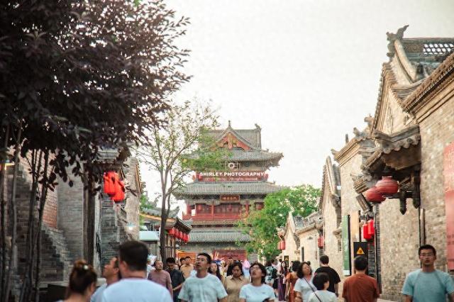 投资30亿！大同古城最大的文旅项目果然不一般，一到晚上热闹非凡