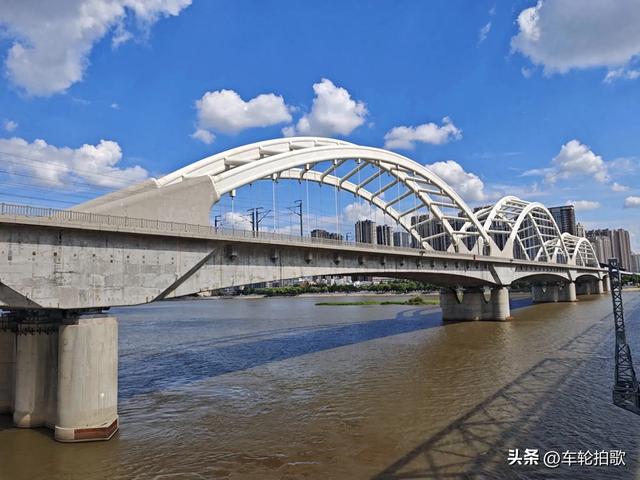 你知道哈尔滨还有一个名称是什么吗？