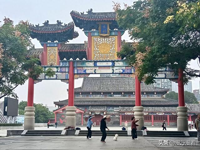 到谭鑫培公园，验证了自己的无知