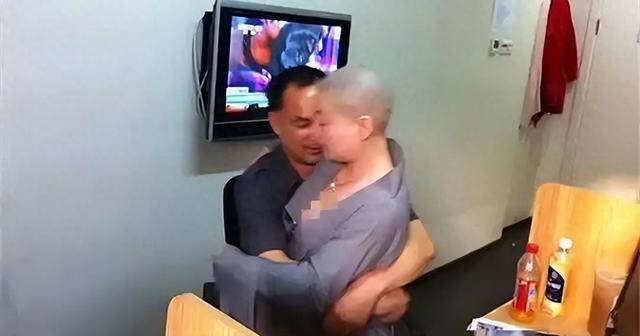 揭秘尼姑庵的黑暗面：尼姑平均年龄不到25，香客人来人往究竟为何