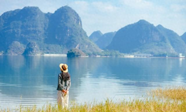 一个女人命好不好，看身材就知道！这2种身材的女人，多半有福