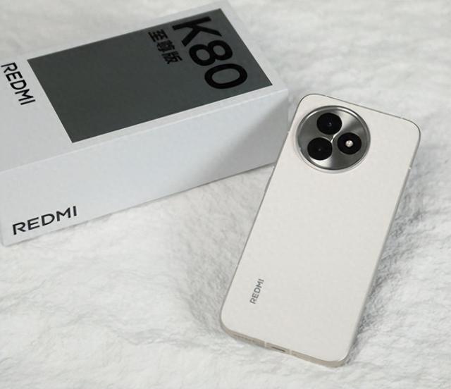 2599 元档性能续航双料王！REDMI K80至尊版实测
