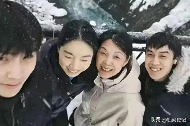 大瓜！宗家海外资产大曝光，美国买1.8亿豪宅，宗馥莉为亲妈铺路