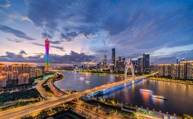 广州珠江游登顶全球榜首，首创“低空经济”纳入水上管理立法
