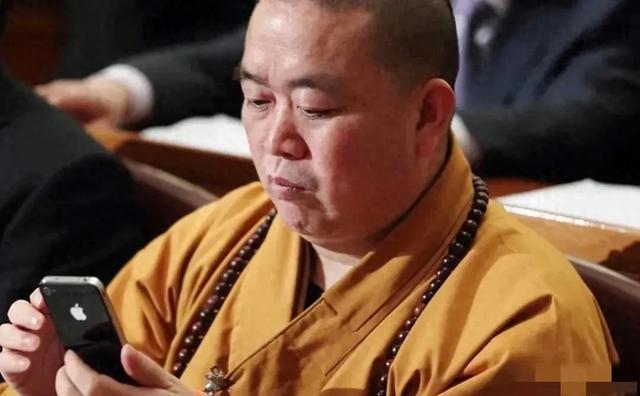 少林僧人不愿谈印乐法师：见的少，武僧1天表演6场，香火即将收费