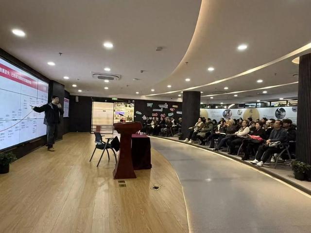 【“两项行动”答卷】转作风提质效 大巴扎焕发新活力