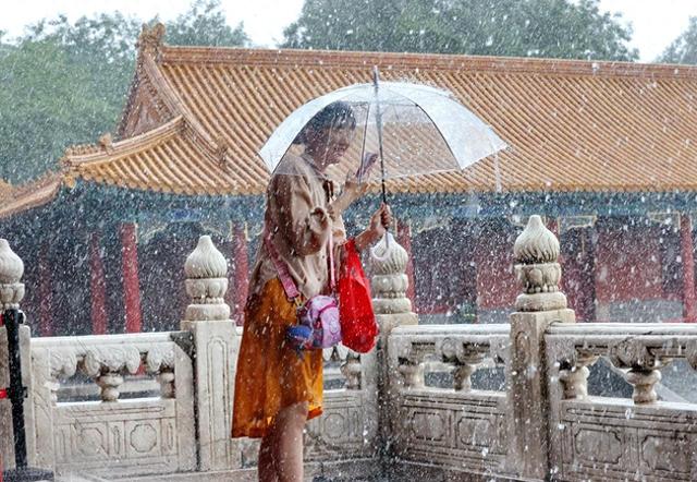 雨中的故宫