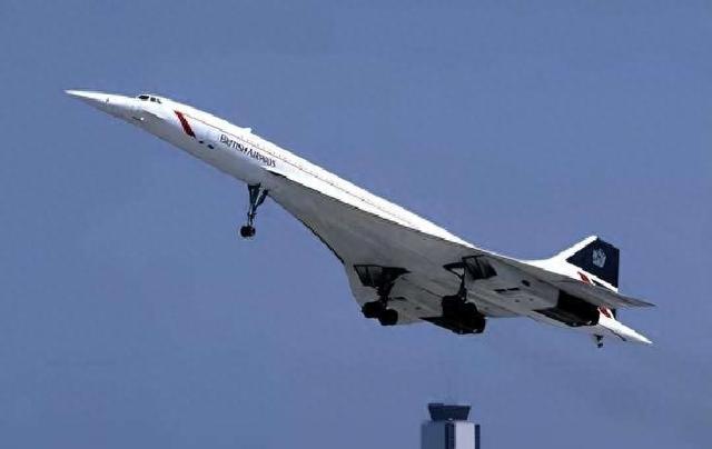 特朗普突然下令：将不许中国航班飞越俄领空！外交部回应反将一军