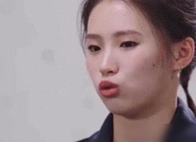 全运会夺冠1月后 陈芋汐接受专访，句句不提全红婵 句句都是全