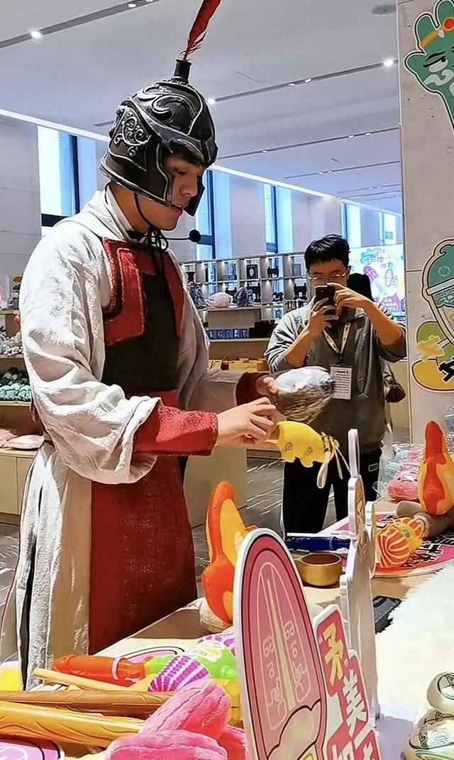 “特种兵”旅行降温，河南流行起“情绪旅游”