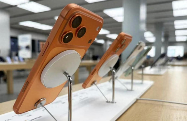 iPhone 17 Pro Max 遭遇褪色问题，苹果官方回应