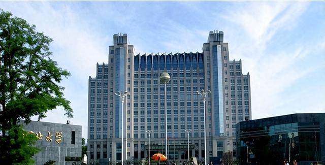 河北省“点名批评”的4所大学，毕业证一文不值，学生们要避雷