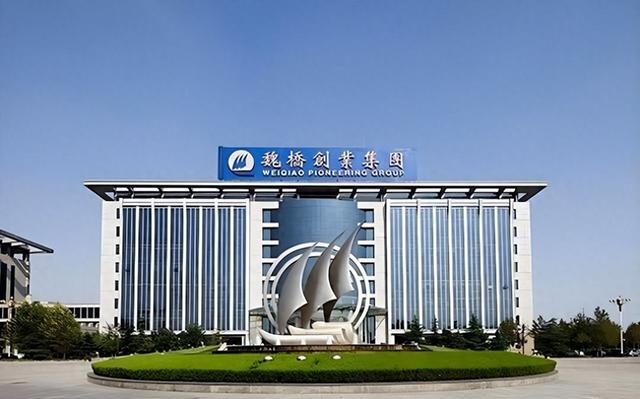 中国三兄妹仅用四年	，财富飙至近2000亿，再造一个世界500强！