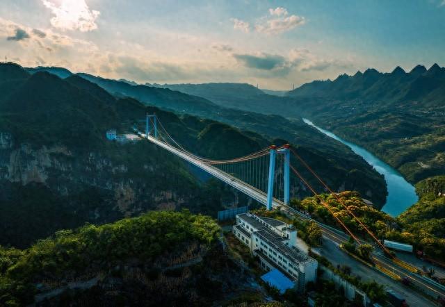中国风景最美的10座大桥，世界第一高桥花江峡谷大桥仅排第2！