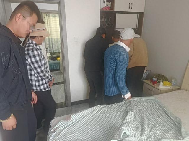 “如果我没开门，妈妈是不是就能活下来？”山东女子被赌徒前夫当11岁儿子面杀害，孩子深陷自责患抑郁，死者弟弟发声