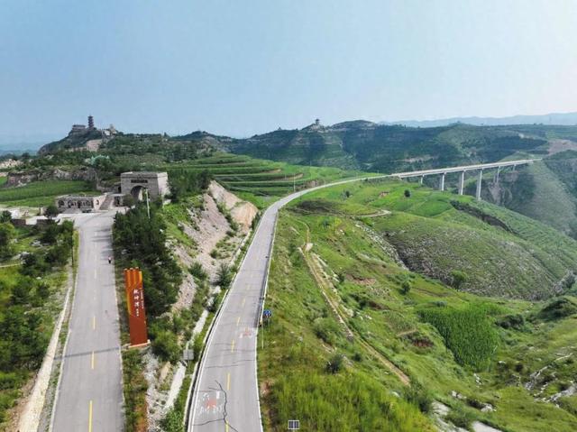 偏关：观景台串起一路好风景