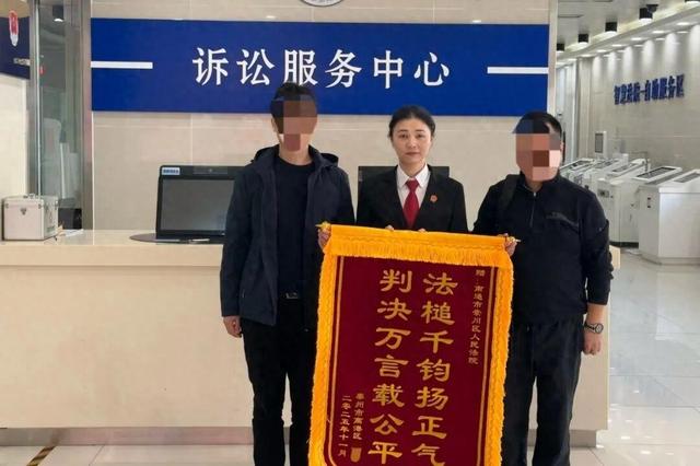 男子抛妻弃子20年	，去世后儿子拒交40万医药费，被医院起诉，律师：医院救治不能中断