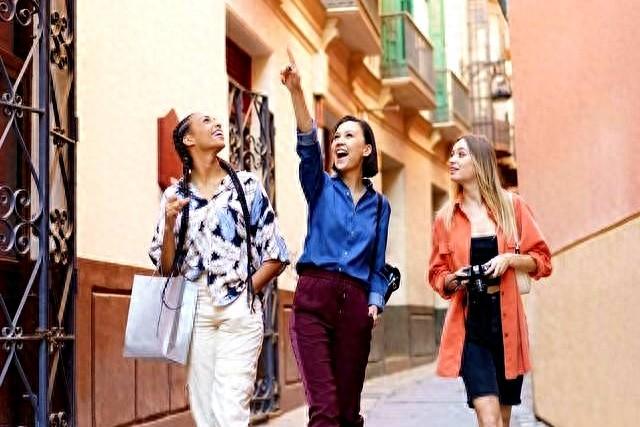 社会精英把子女和存款放在美国，是中国一个巨大的风险！