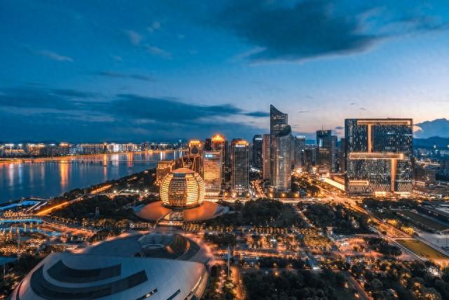 关于养老金，比2%更担心的是，未来也许你的钱都不完全是你的！