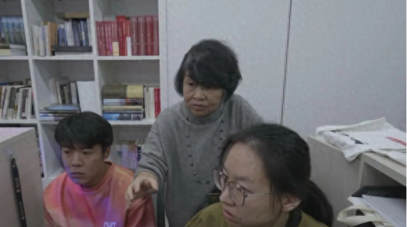 长城上被刻了字，还能修复吗？专家回应——