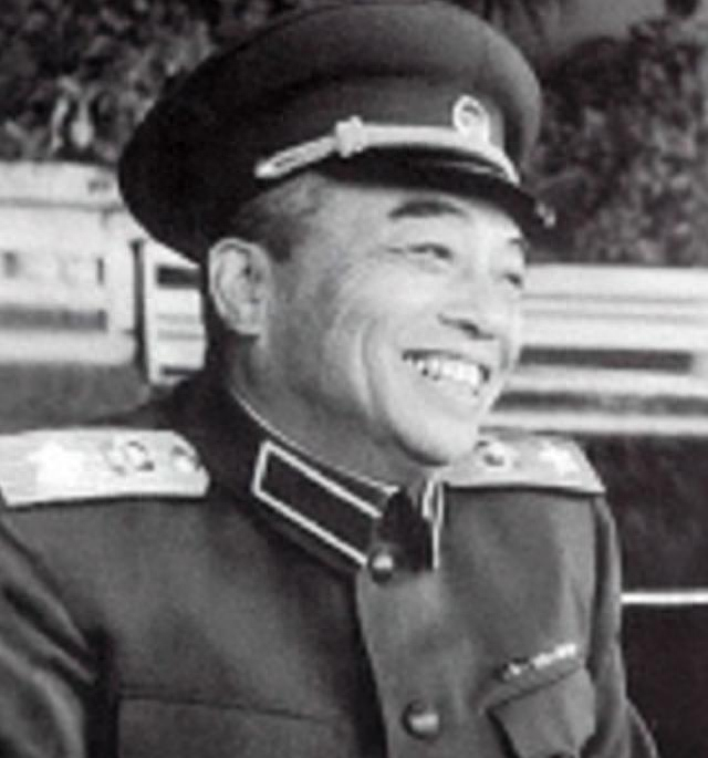 1974年，彭德怀病重，弥留之际询问工作人员：钟伟将军情况如何？