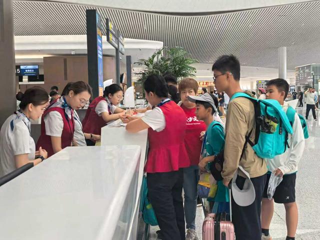兰州中川国际机场T3转场后首个暑运 运送旅客408.2万人次 创历史新高