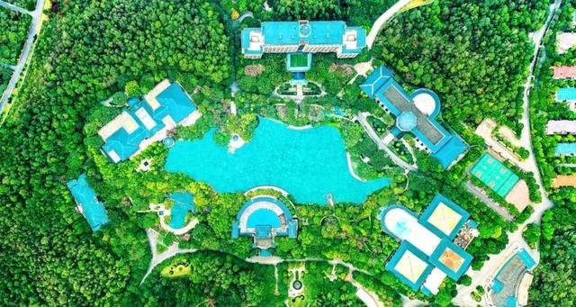 周末2大2小叹“森林秘境”度假地，吃住玩全了，汤泉萌宠…平靓正