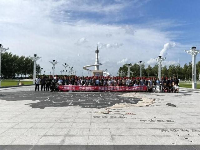 文化惠民暖乐业 文明实践游同江