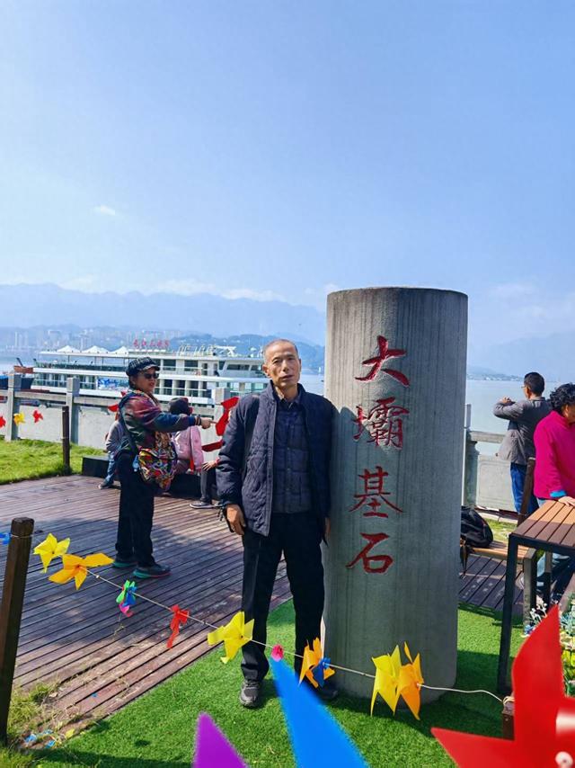 文/任天义：乙巳秋三峡纪行：江峡雄关藏古韵，高坝横空壮国魂