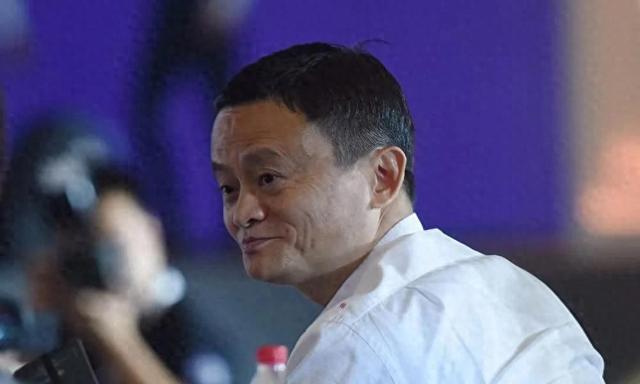 马云深度介入阿里：500亿补贴外卖、攻坚AI芯片，股价已涨近翻倍