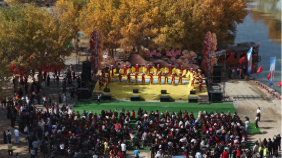 洛浦县第五届胡杨季活动 生态文旅融合绘就富民兴县新图景