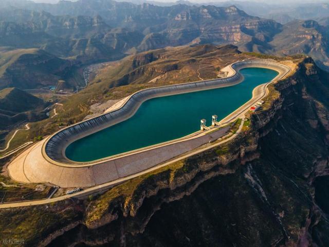 从福州出差河北	，毫不客气的说，河北 “大” 得让世界都惊叹！