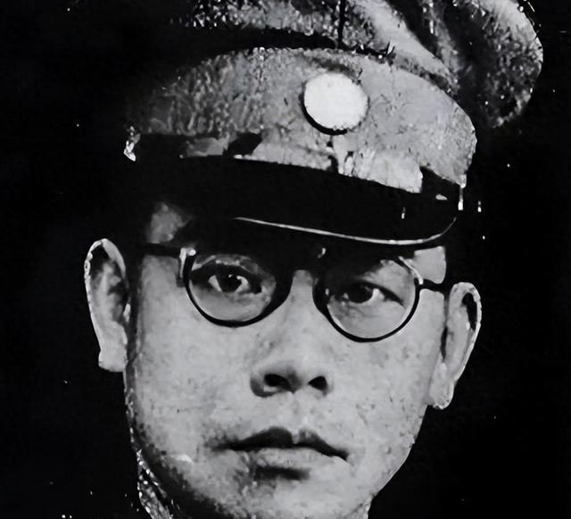 潜伏在最高层，官至中将却无人知晓！北京西山	，藏着最沉默的英雄