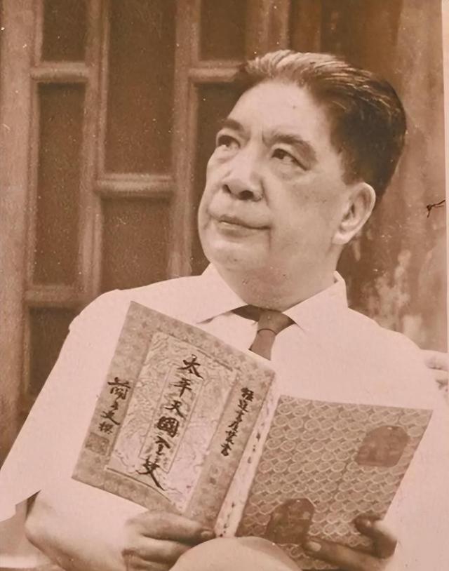 澳大利亚华裔外长黄英贤：可能是太平天国西方主帅戴王黄呈忠后人