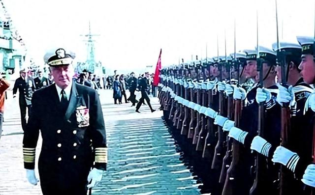首次访华就不尊重我国？中国当场撤走仪仗队：摆正态度再来吧！