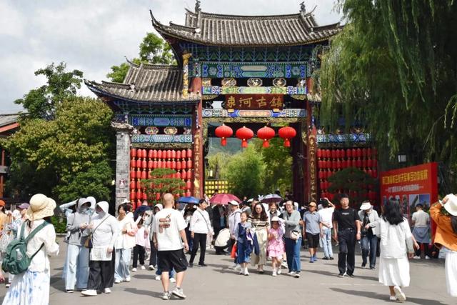 束河古镇“百日攻坚”行动纵深推进 多维度提升景区品质