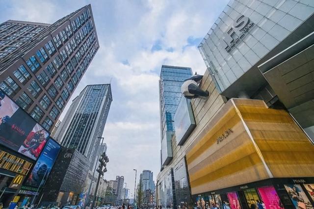 赛场外的“热经济”：成都世运会激活文旅消费全链条