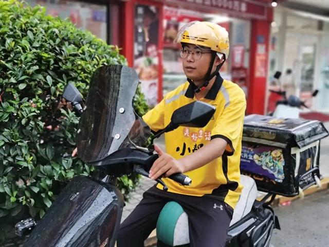2025年7月5日外卖大战：日亏10亿单破2.2亿，骑手日入千块？