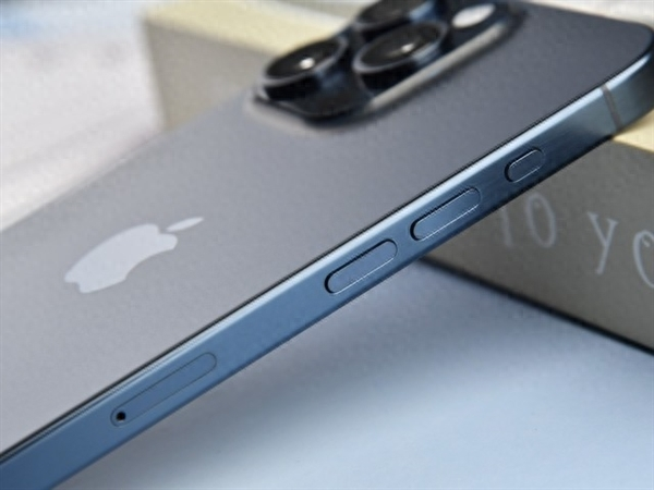 iPhone 17 Pro系列重回铝合金中框：仅iPhone 17 Air保留钛合金