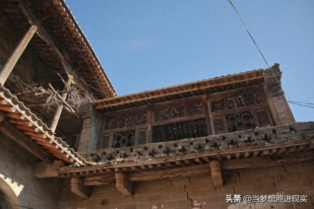 恐怖的老宅逃脱攻略（古村迷踪一古村老宅）