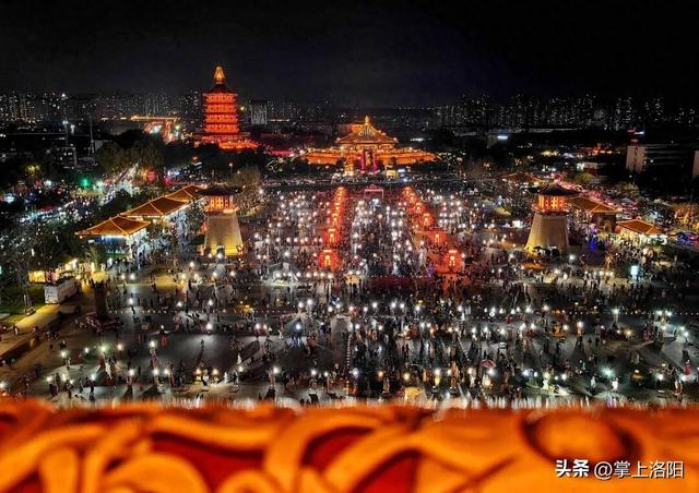 国庆中秋假期，洛阳累计接待游客879.45万人次，旅游总收入75.63亿元